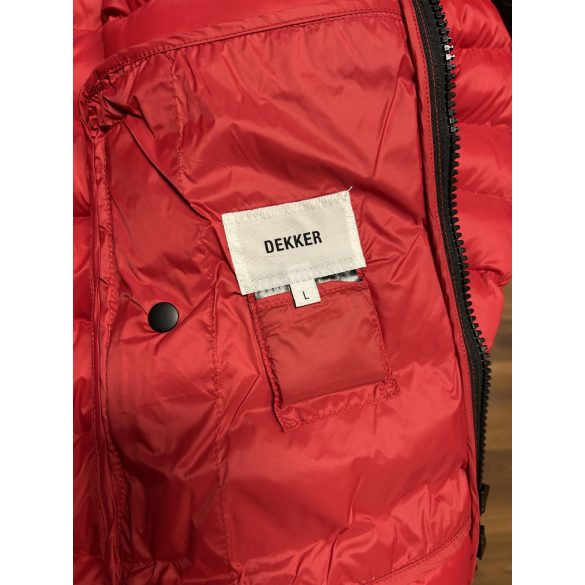 Dekker férfi kapucnis steppelt kabát piros színben 