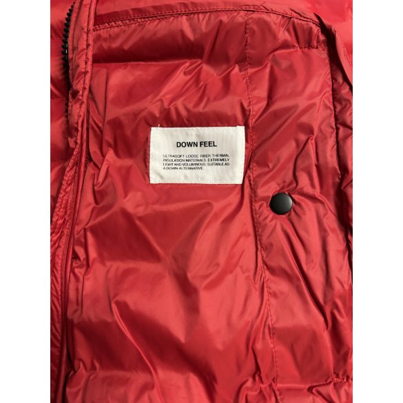 Dekker férfi kapucnis steppelt kabát piros színben 