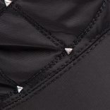 Guess női téli bélelt csizma textil felső résszel fekete színben