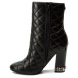 Guess női steppelt anyagú valódi bőr bokacsizma fekete színben