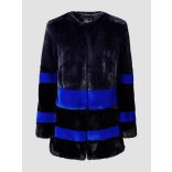 Guess női hosszított szőrme kabát fekete színben kék csíkokkal