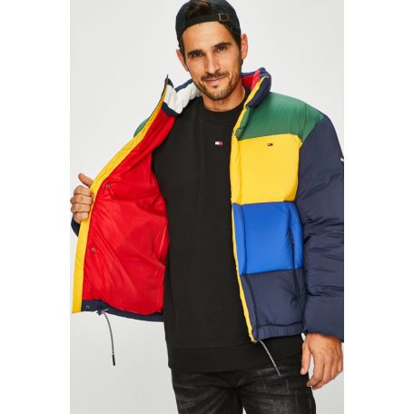 Tommy Jeans férfi pehelykabát elején színes csíkokkal sötétkék színben