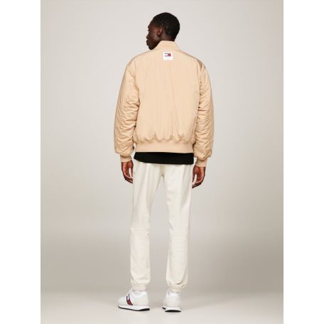 Tommy Jeans bomber fazonú bélelt télikabát thermo béléssel bézs szinben