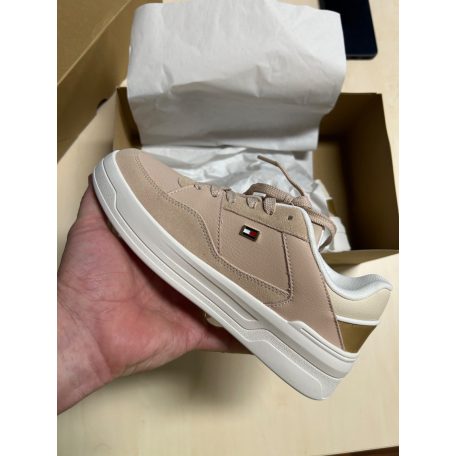 Tommy Hilfiger Essential Basket sneaker púder színben