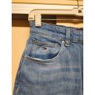 Tommy Jeans Női Mom Farmernadrág Világoskék