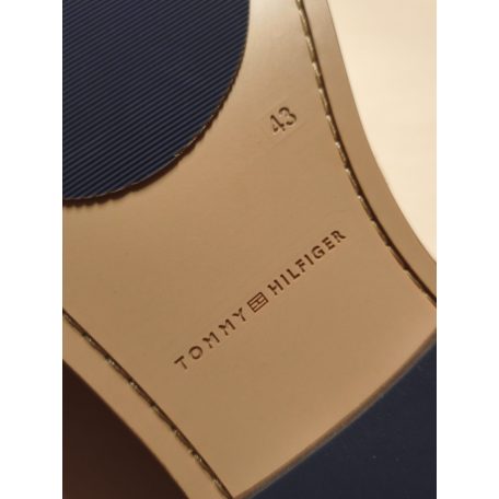 Tommy Hilfiger férfi velúr Derby cipő rozsdabarna