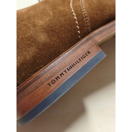 Tommy Hilfiger férfi velúr Derby cipő rozsdabarna
