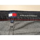 Tommy Jeans Ryan Slim Straight férfi farmernadrág szürke